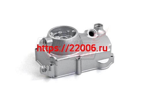 Крышка картера правая Delta, Alpha 70см3 (со средним положением маслощупа)